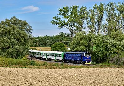 Fotoakce Brejlovec 750 199 s vozdy Bdmtee ČD
3.9.2022
autor: Tomáš Vyplašil