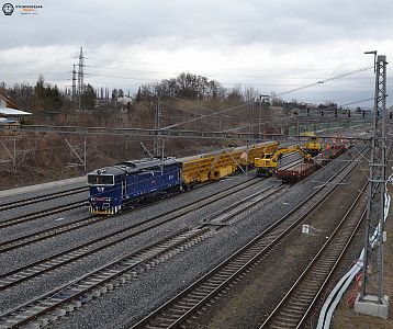 Přeprava vozů Switcher a výhybek do Dluhonic