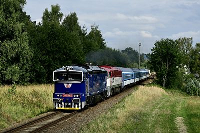 Přípřež 750 199-2 na pravidelném vlaku ČD a.s. Hradec Králové-Trutnov v rámci foto akce, 4. 9. 2022
Autor: Jakub Hlávka